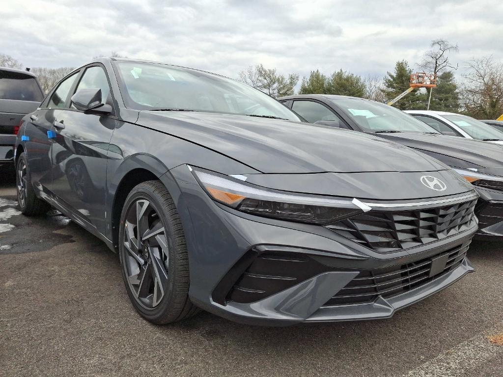 new 2025 Hyundai Elantra car, priced at $26,140