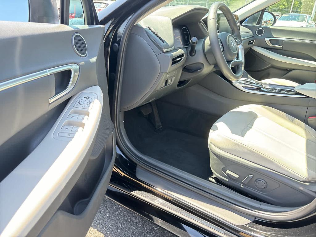 used 2022 Hyundai Sonata car, priced at $19,437