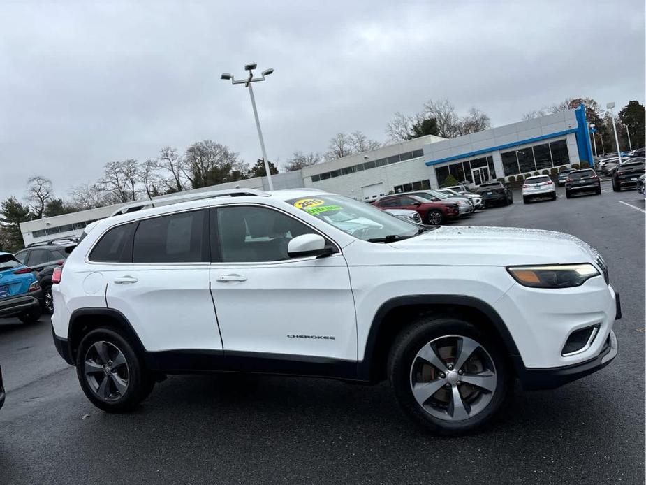 used 2019 Jeep Cherokee car, priced at $15,769