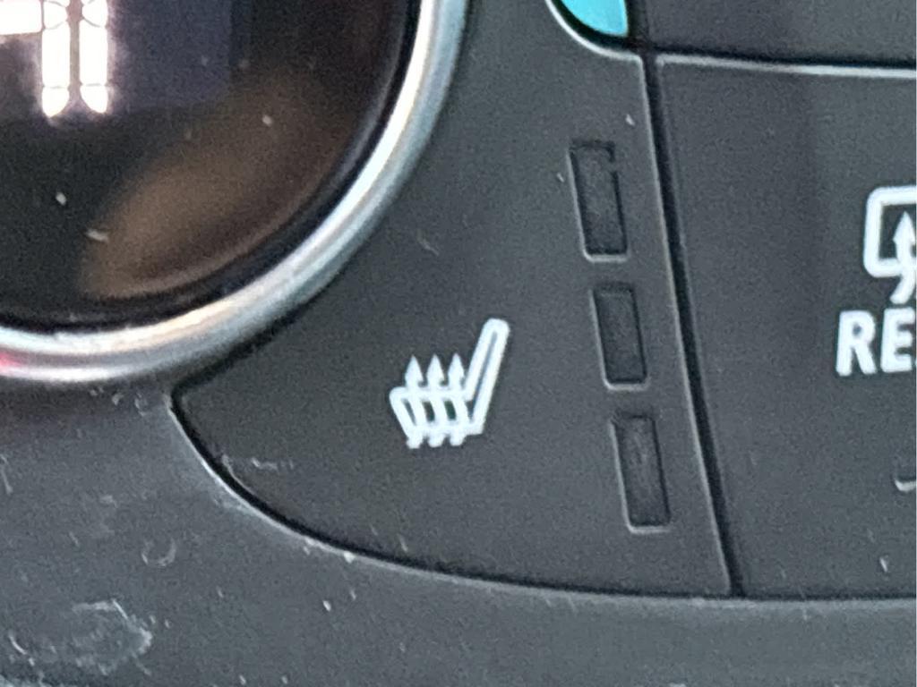 used 2020 Chevrolet Equinox car, priced at $18,929