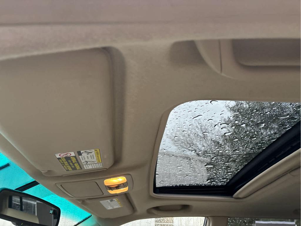 used 2007 Toyota Highlander car, priced at $10,237