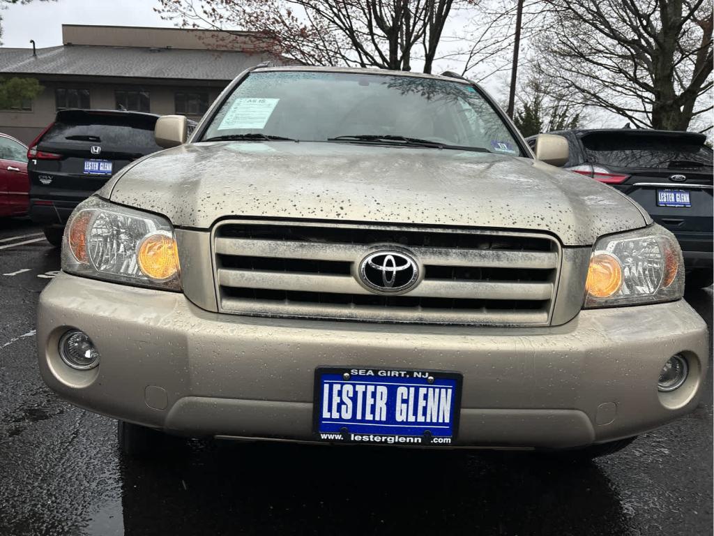 used 2007 Toyota Highlander car, priced at $10,237
