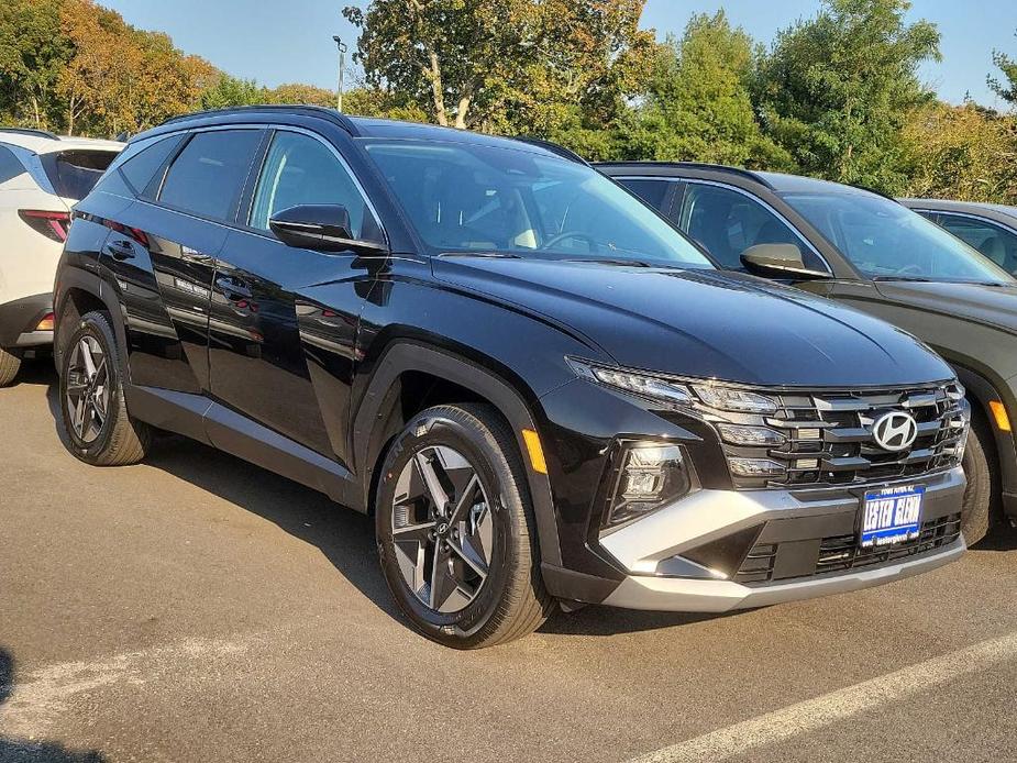 new 2025 Hyundai Tucson Hybrid car, priced at $37,995