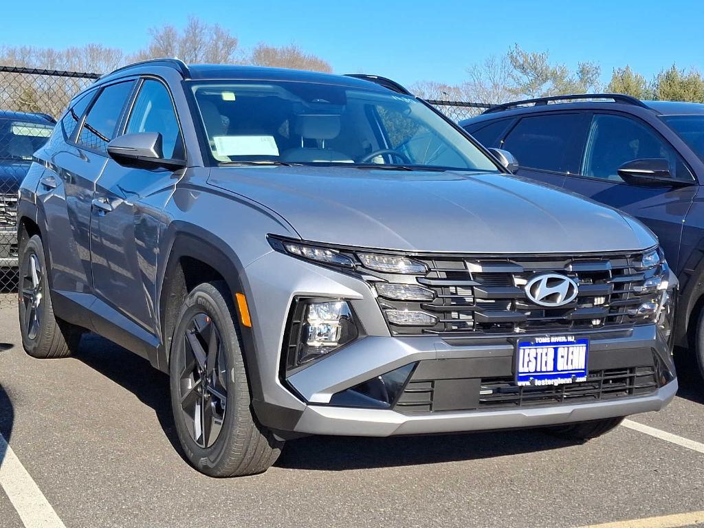 new 2025 Hyundai TUCSON Hybrid car, priced at $37,350