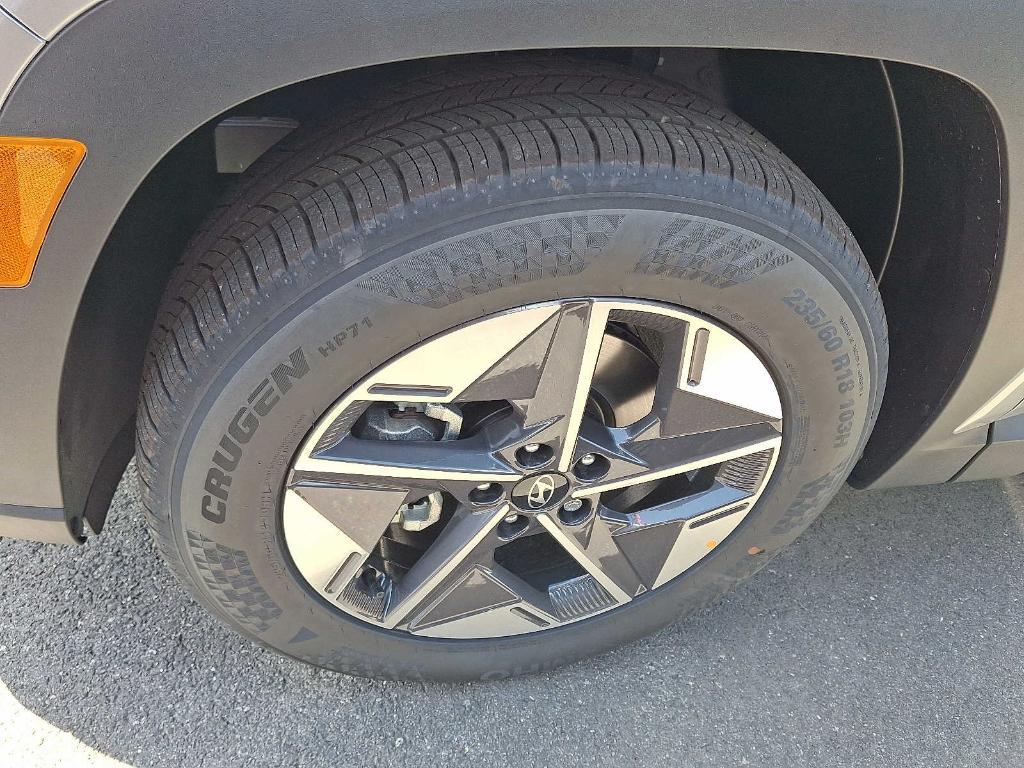 new 2025 Hyundai Tucson car, priced at $34,915