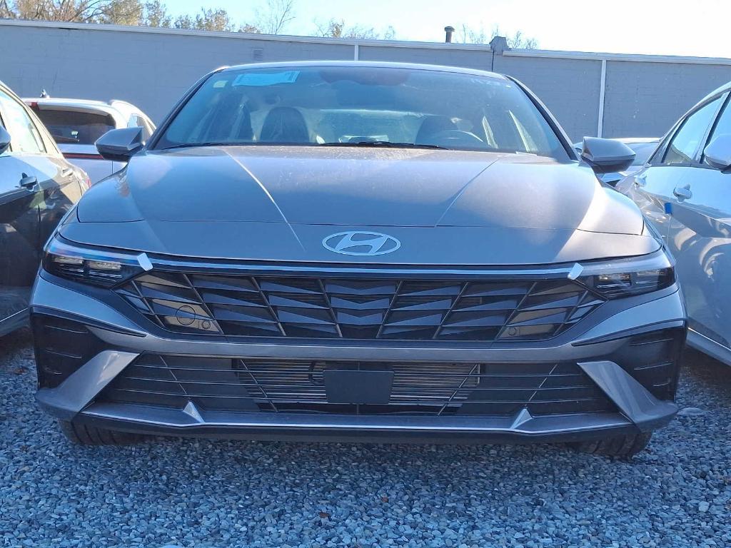 new 2025 Hyundai Elantra car, priced at $26,230