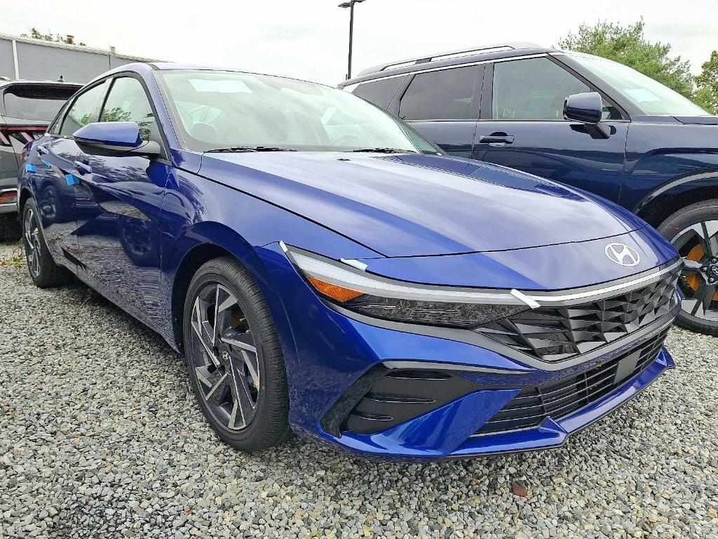 new 2025 Hyundai Elantra car, priced at $27,865