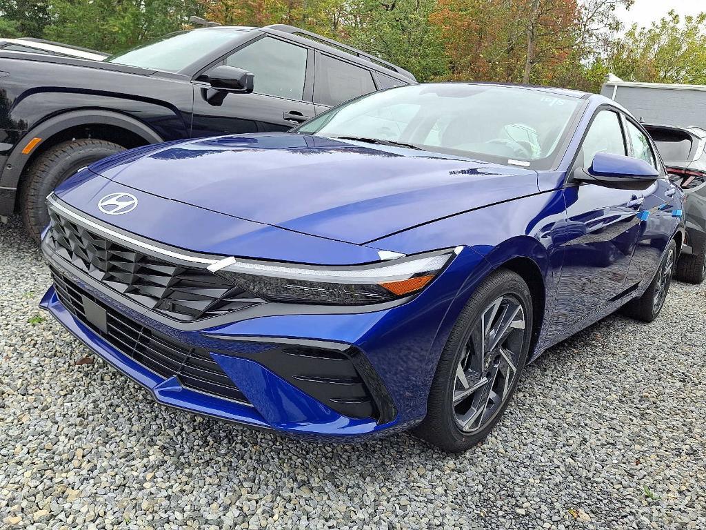 new 2025 Hyundai Elantra car, priced at $27,865