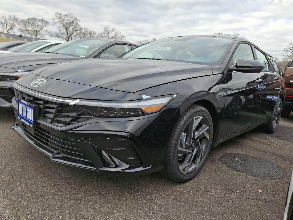 new 2025 Hyundai Elantra car, priced at $26,290