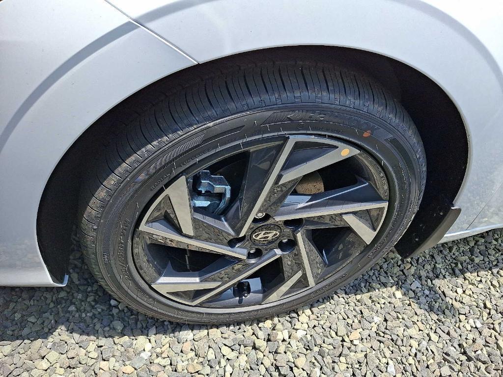 new 2025 Hyundai ELANTRA HEV car, priced at $30,575