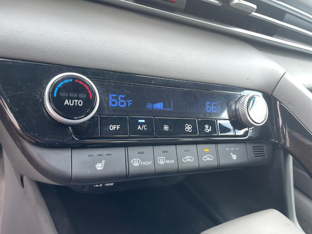used 2021 Hyundai Elantra car, priced at $17,097