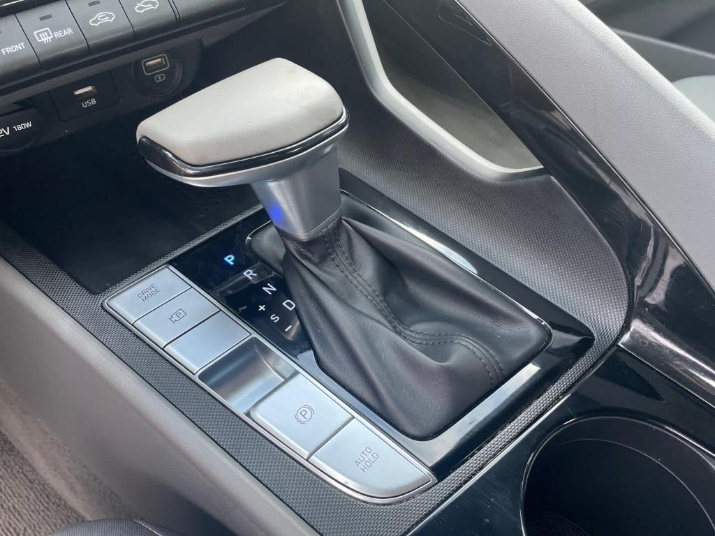 used 2021 Hyundai Elantra car, priced at $17,097