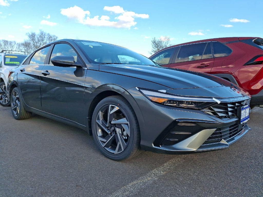 new 2025 Hyundai Elantra car, priced at $27,215