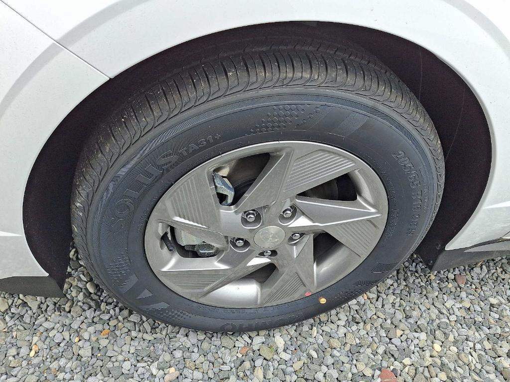 new 2025 Hyundai Sonata car, priced at $28,148