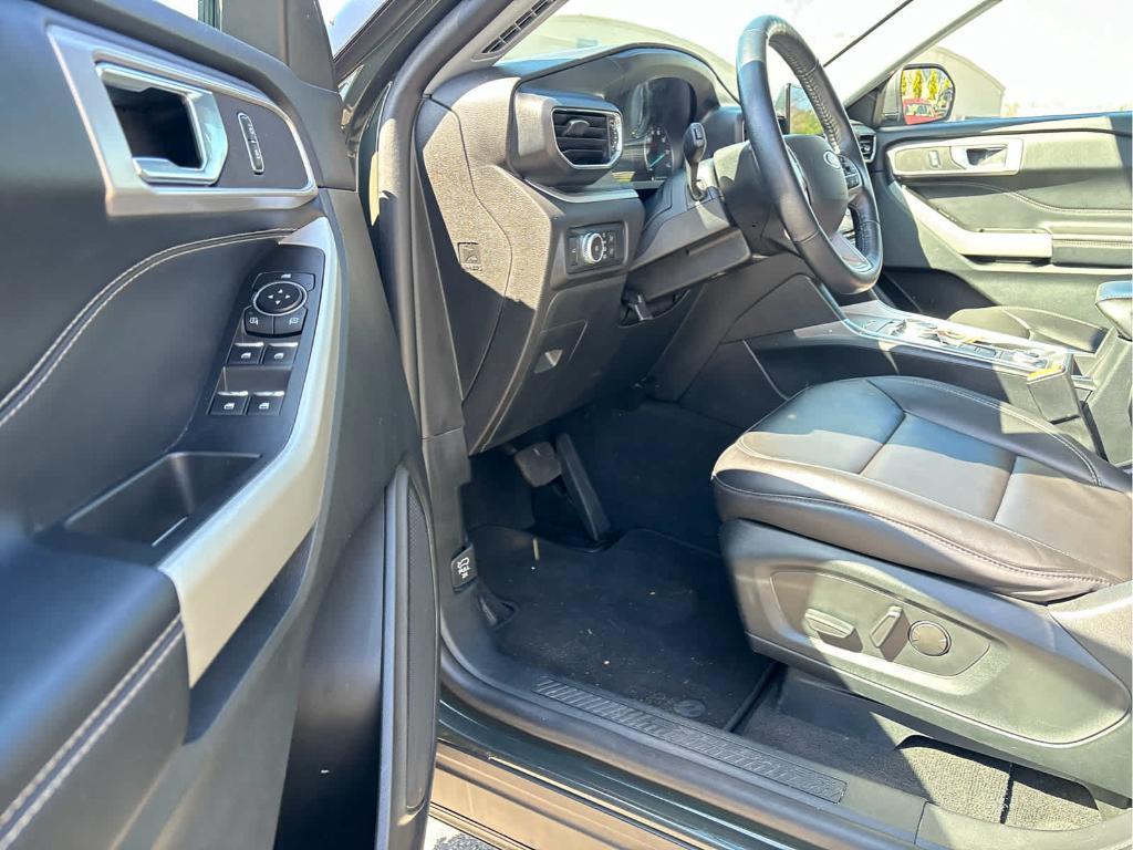 used 2022 Ford Explorer car, priced at $30,541