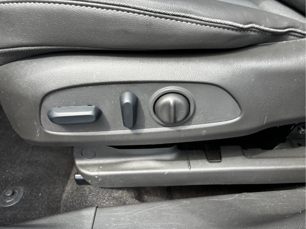 used 2023 Buick Encore GX car, priced at $18,999