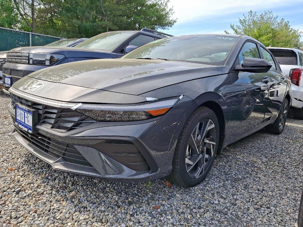new 2025 Hyundai Elantra car, priced at $24,760