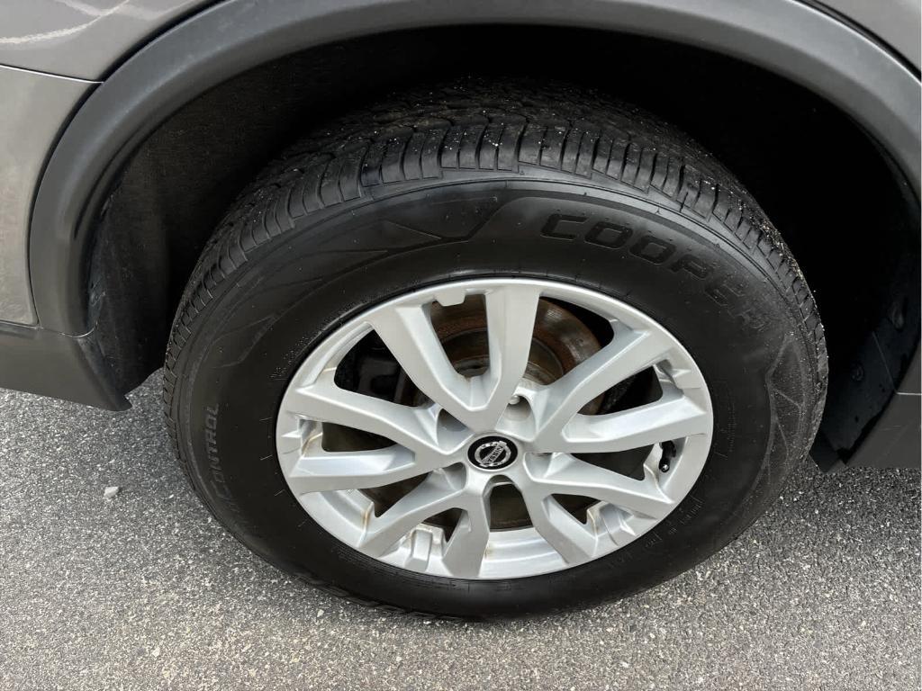 used 2018 Nissan Rogue car, priced at $17,755