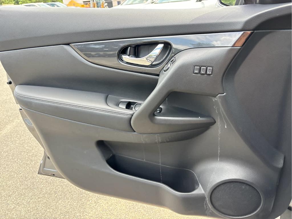 used 2018 Nissan Rogue car, priced at $17,755