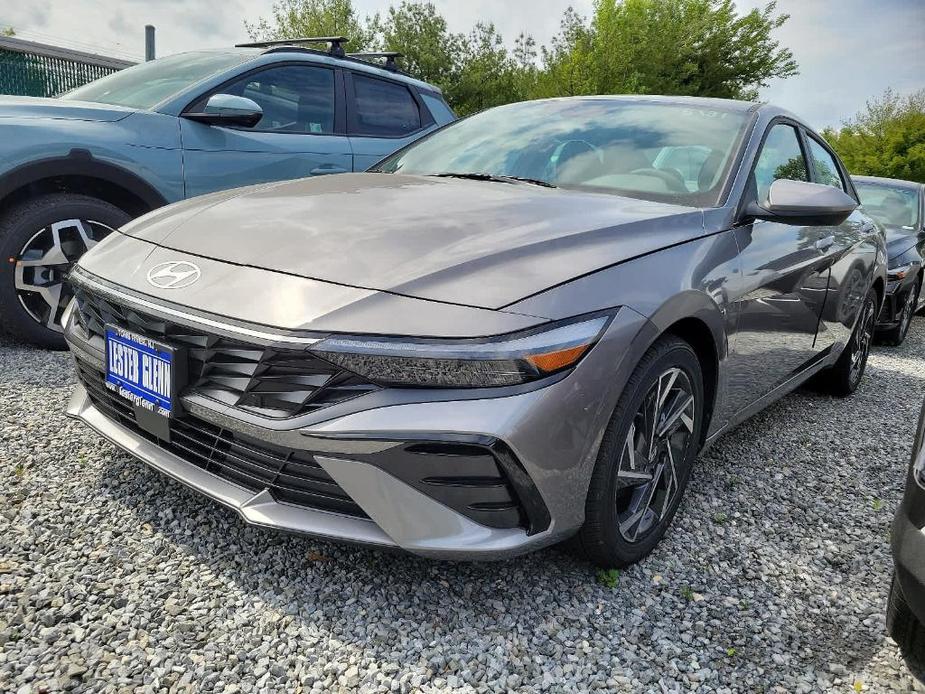 new 2024 Hyundai Elantra car, priced at $27,020