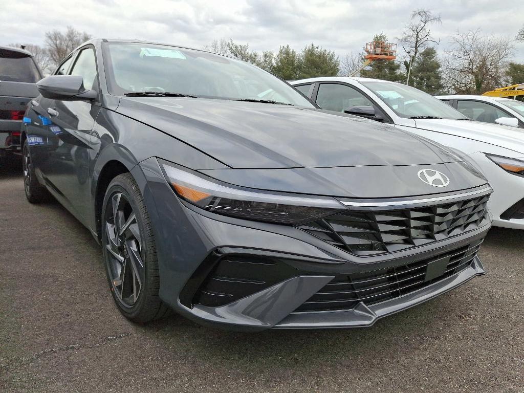 new 2025 Hyundai Elantra car, priced at $25,725