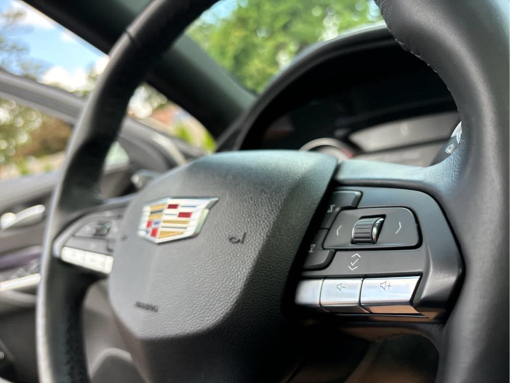 used 2023 Cadillac XT4 car, priced at $24,296