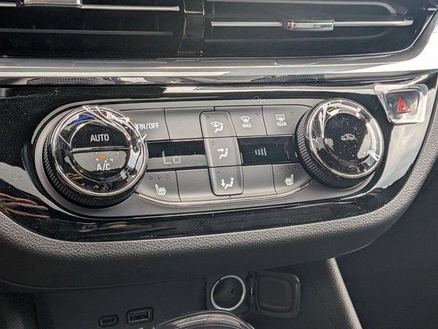 new 2025 Buick Envista car, priced at $29,093