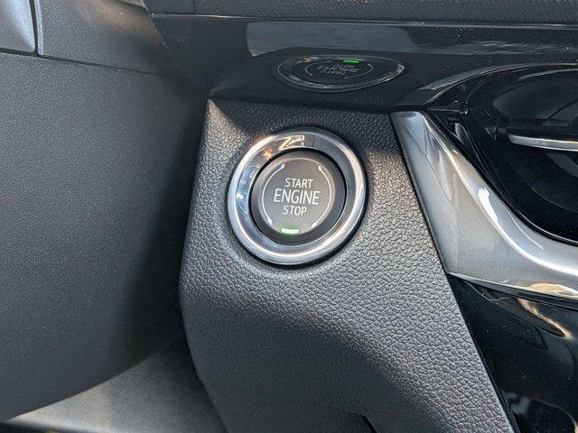 new 2025 Buick Envista car, priced at $27,415