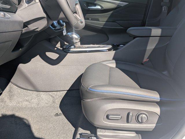 new 2025 Buick Envista car, priced at $27,970