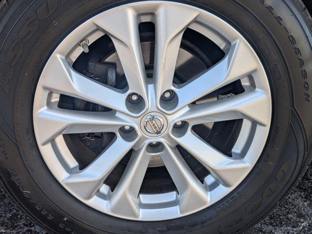 used 2015 Nissan Rogue car, priced at $10,275
