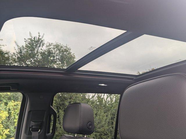 used 2022 GMC Yukon XL car, priced at $59,999