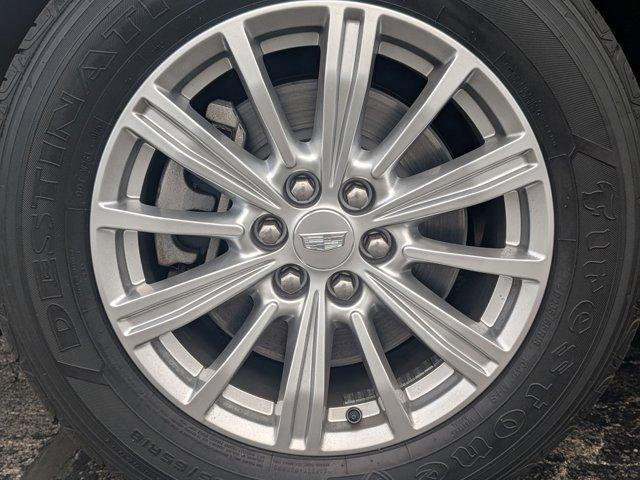 used 2017 Cadillac XT5 car, priced at $19,749