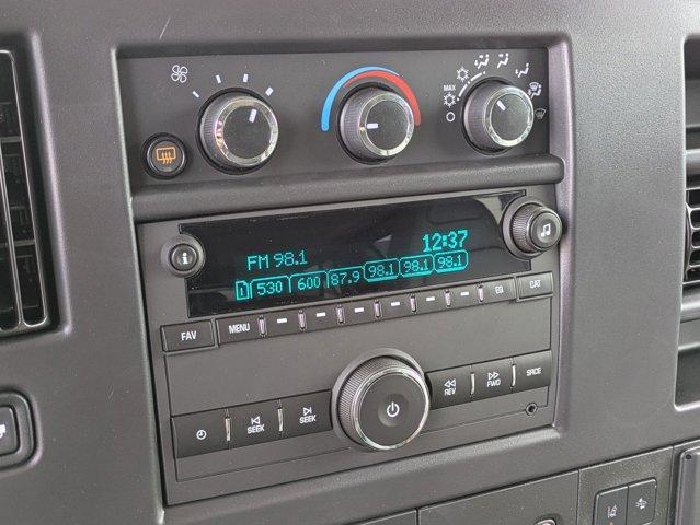new 2025 GMC Savana 2500 car