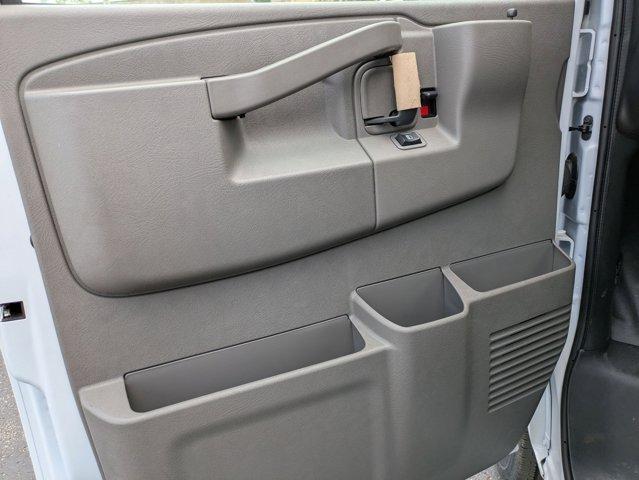 new 2025 GMC Savana 2500 car