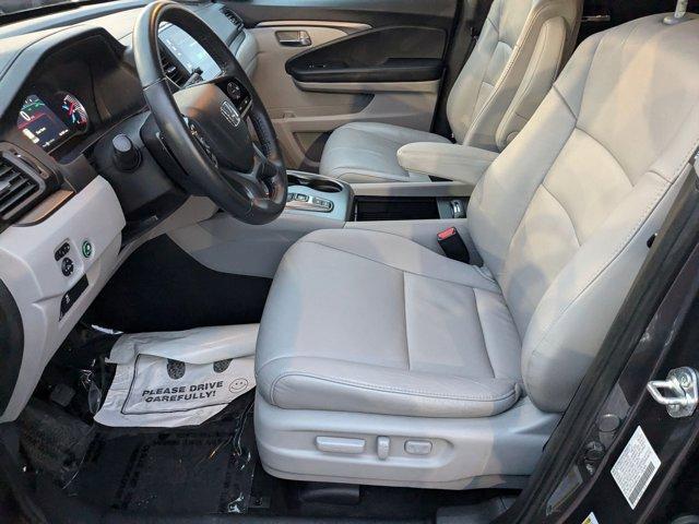 used 2022 Honda Pilot car, priced at $29,555