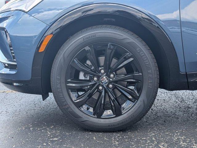 new 2025 Buick Envista car, priced at $29,093