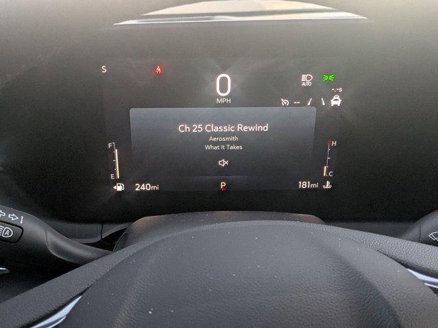 new 2025 Buick Envista car, priced at $26,119