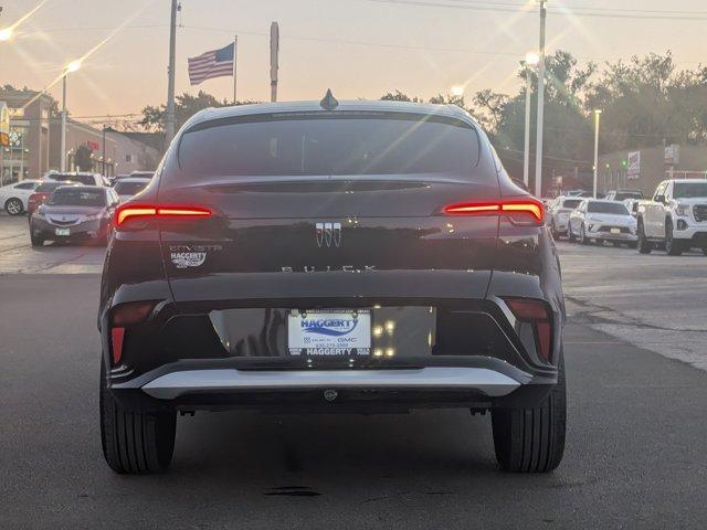 new 2025 Buick Envista car, priced at $26,119