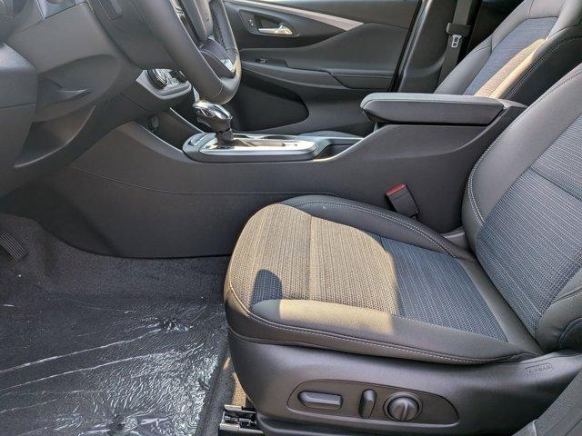 new 2025 Buick Envista car, priced at $29,627