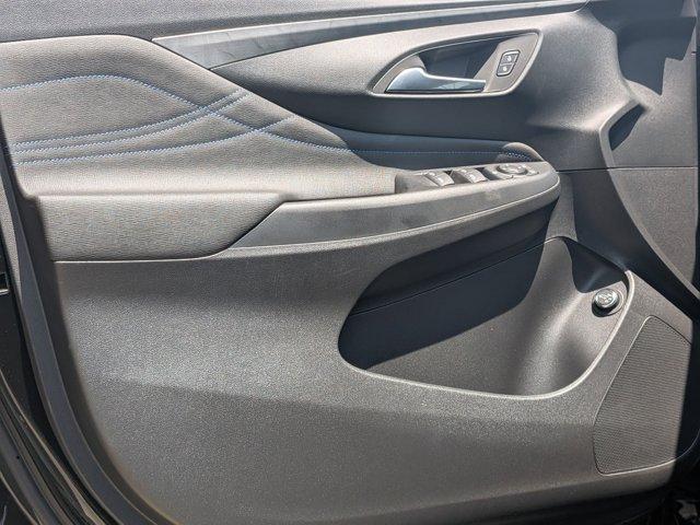 new 2025 Buick Envista car, priced at $29,093