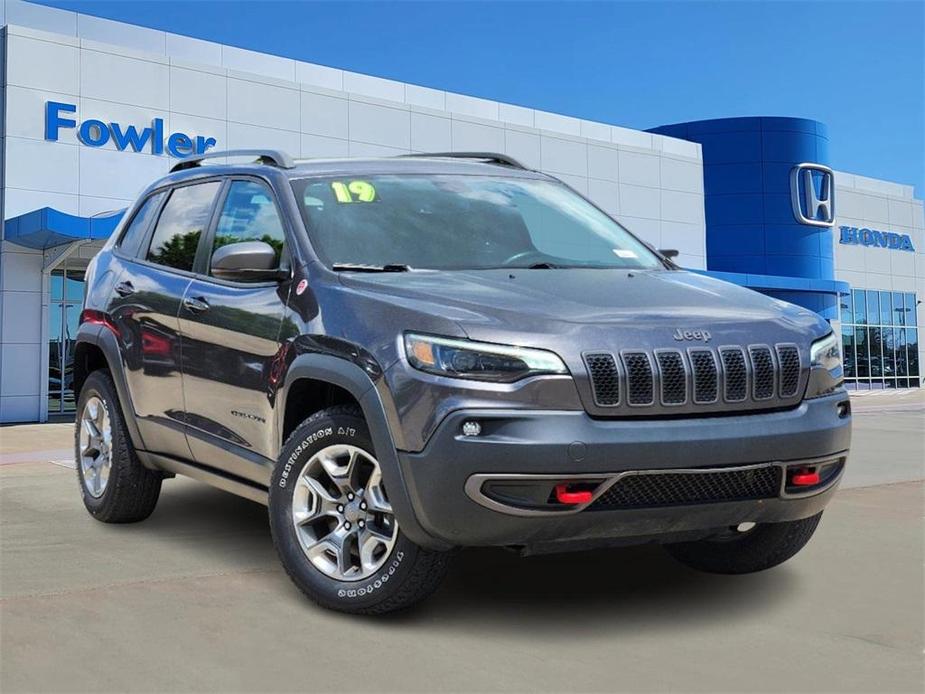 used 2019 Jeep Cherokee car, priced at $23,711
