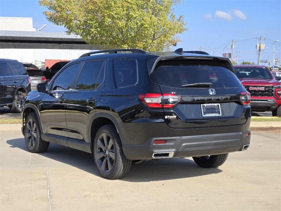 new 2025 Honda Pilot car, priced at $43,695