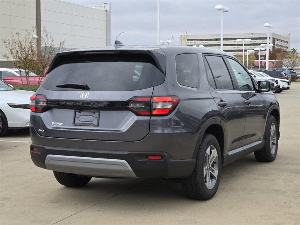 new 2025 Honda Pilot car, priced at $47,725