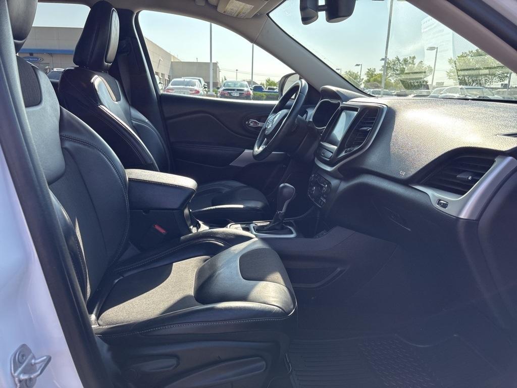 used 2018 Jeep Cherokee car, priced at $14,995