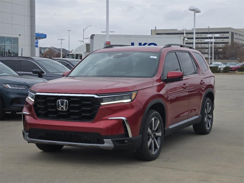 new 2025 Honda Pilot car, priced at $53,170