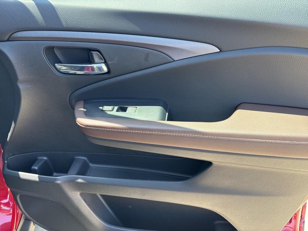 new 2025 Honda Ridgeline car, priced at $45,385