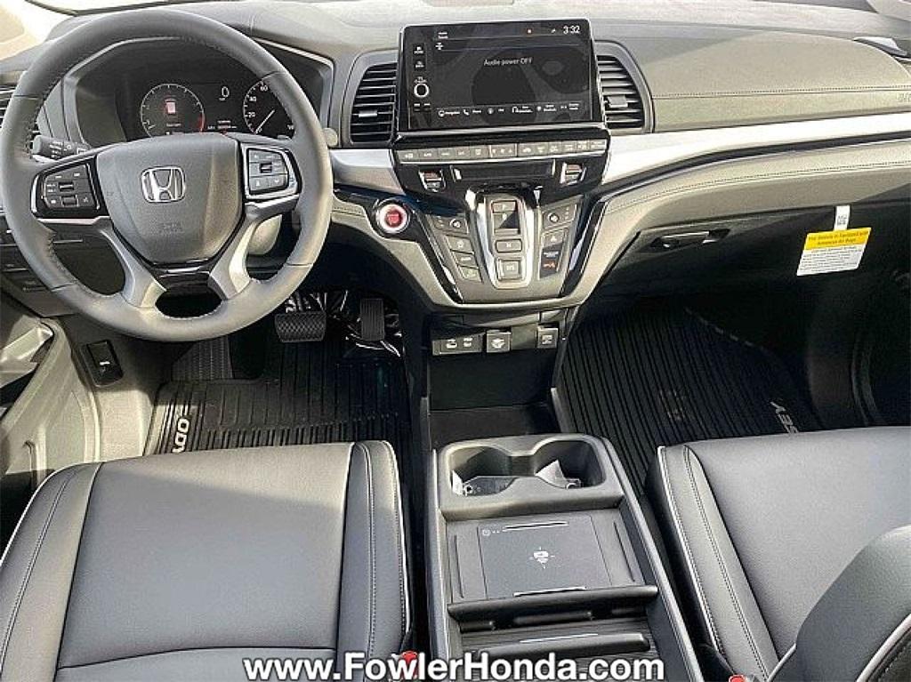 new 2025 Honda Odyssey car, priced at $49,055