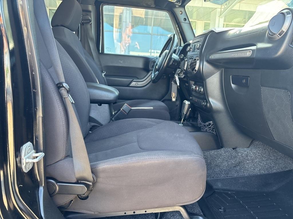used 2013 Jeep Wrangler Unlimited car, priced at $17,500