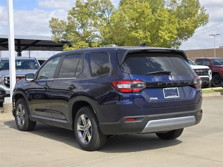 new 2025 Honda Pilot car, priced at $44,895