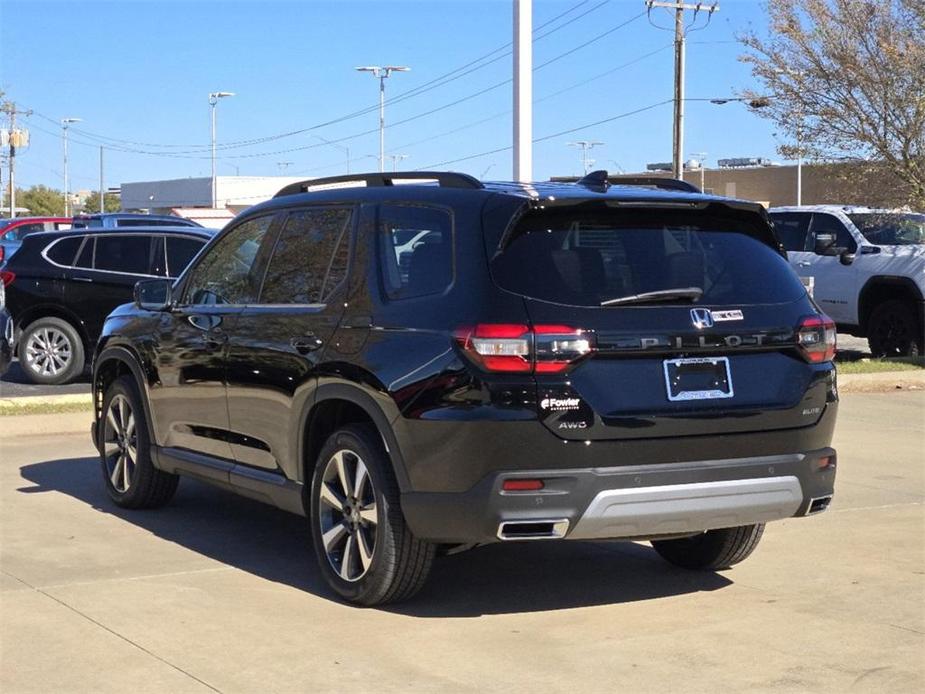 new 2025 Honda Pilot car, priced at $54,475